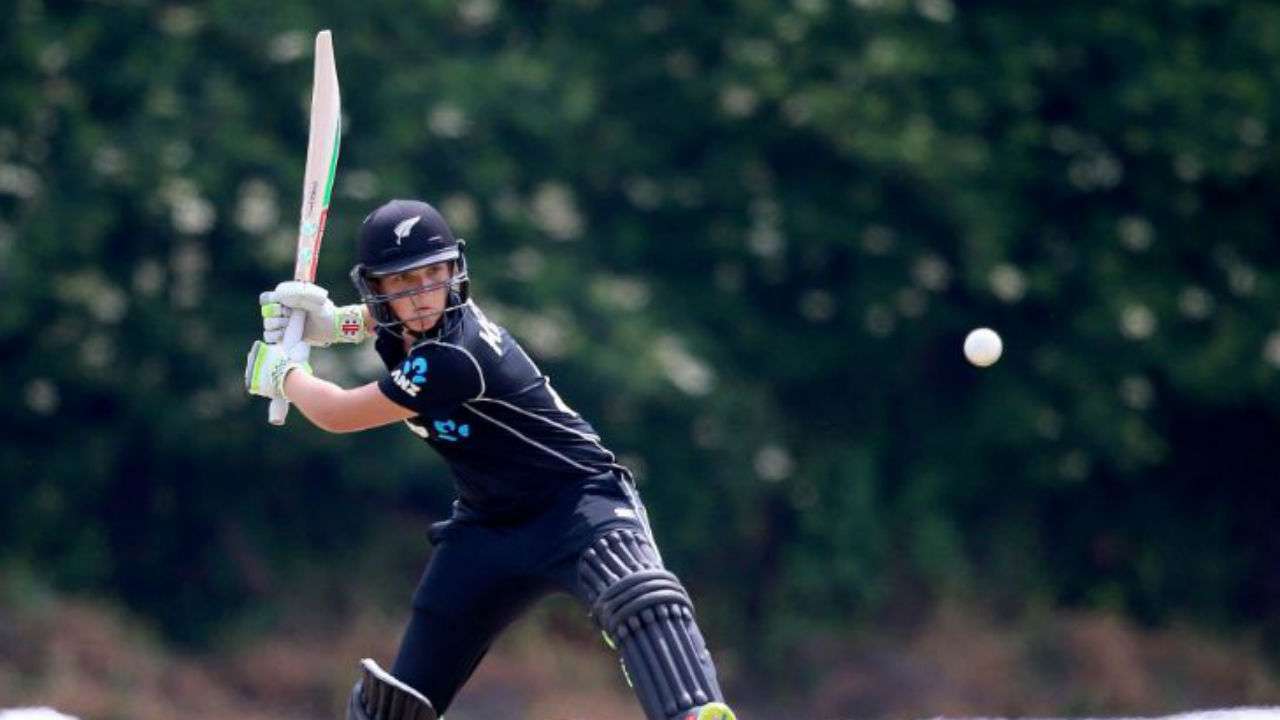 New Zealand's Kerr hits world record 232 not out against Ireland