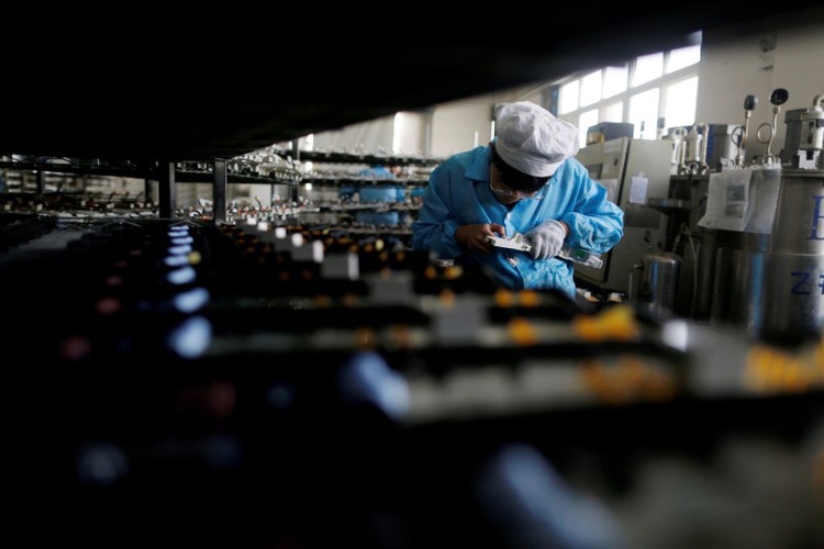China factory growth slows in June as trade tensions rise