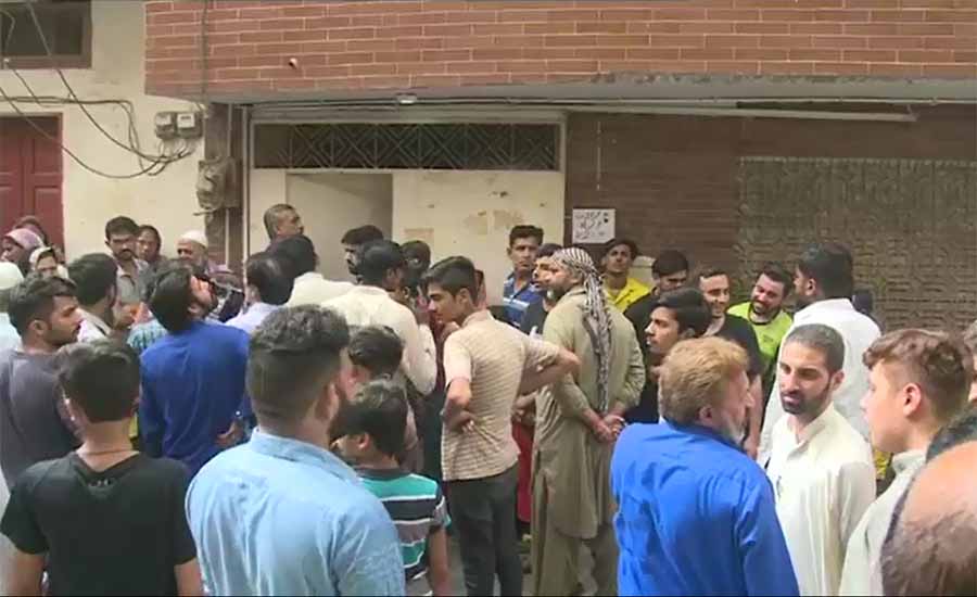 Three of a family found dead in Lahore’s Ghalib Market area