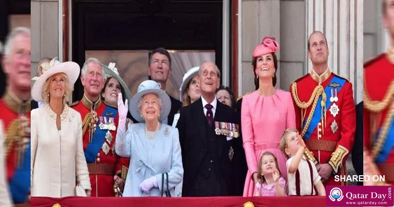 Royal newlyweds attend Queen's birthday parade