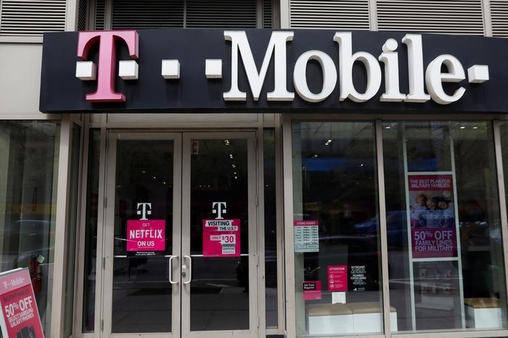US Justice Department probes T-Mobile-Sprint merger effect on smaller wireless companies