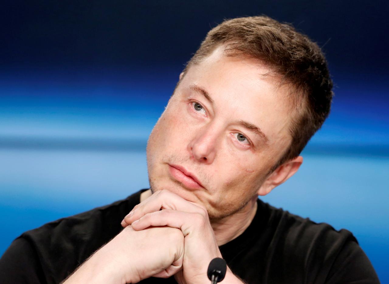 Big Tesla investors look like firewall for Elon Musk