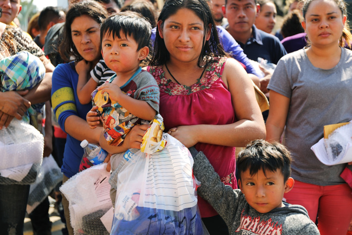 Judge praises US efforts in reuniting migrant families