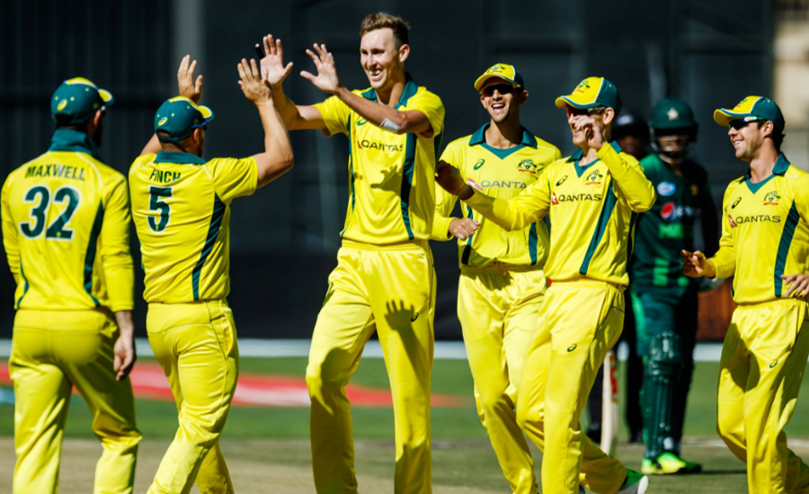 Stanlake, Finch steer Australia to nine-wicket win over Pakistan