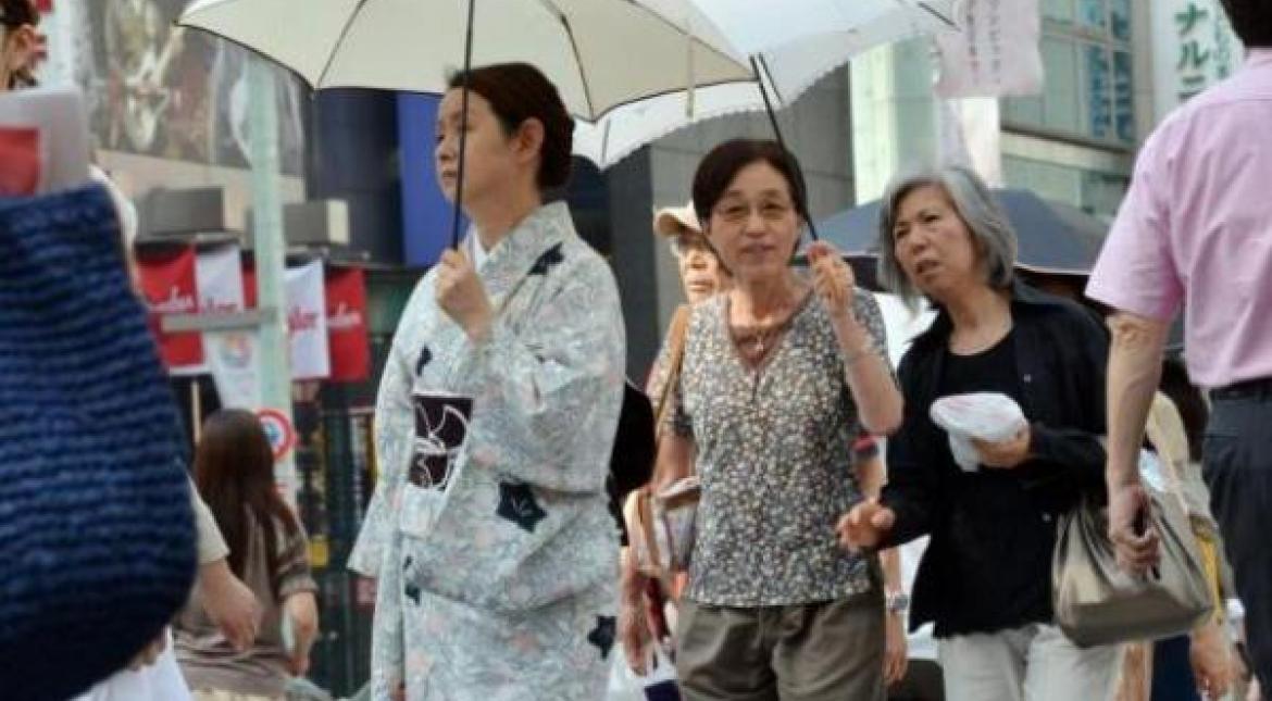 Heatwave blankets Japan, kills 14 people over long weekend