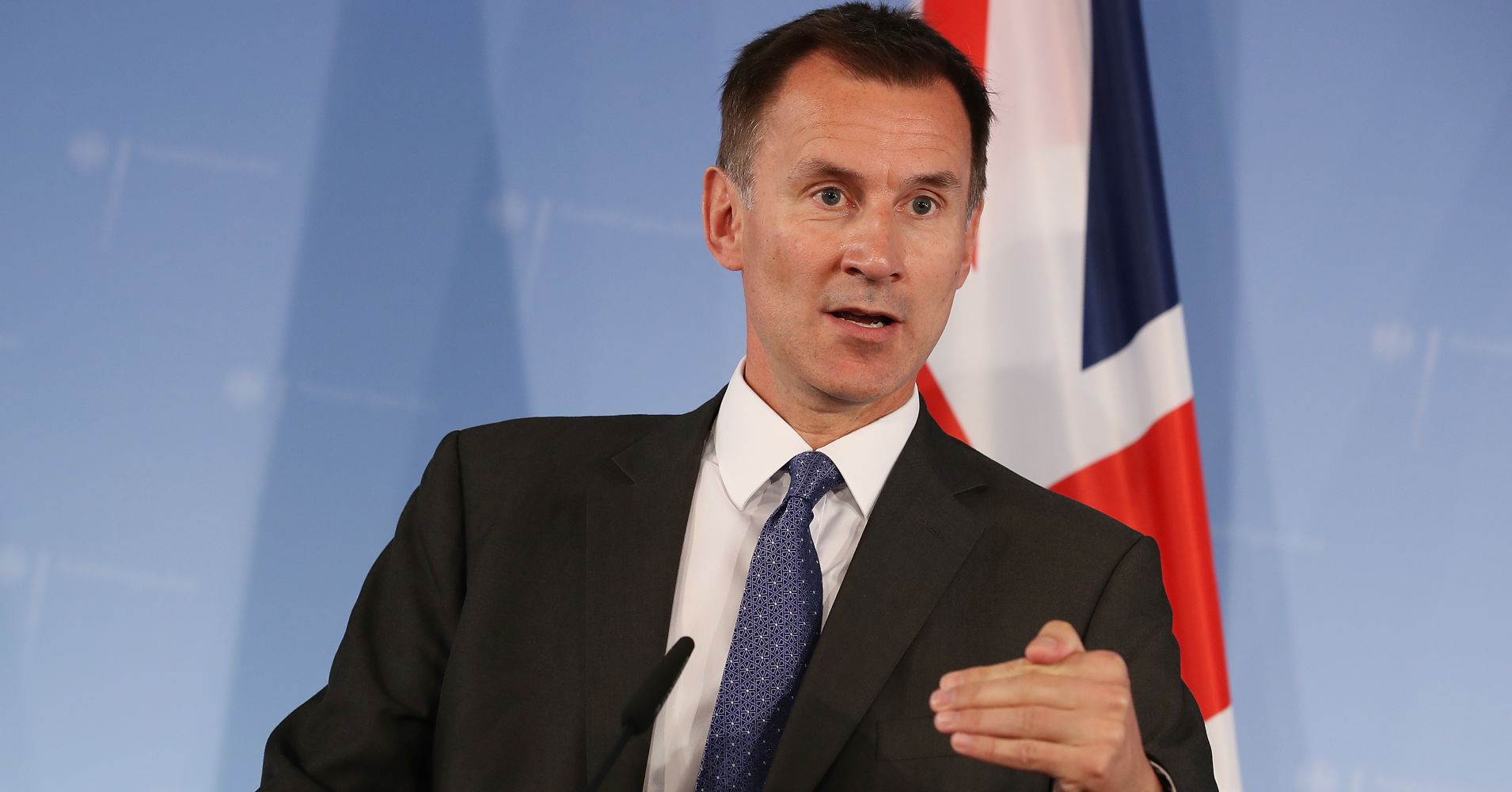 UK's new foreign minister in China for first overseas visit