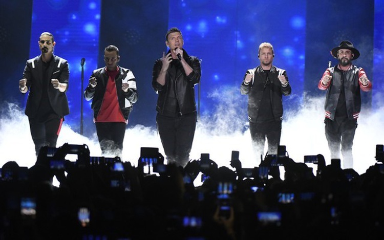 Backstreet Boys, 98 Degrees concert cancelled in Oklahoma after storm injures 14