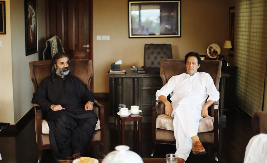 JWP chief Shahzain Bugti announces support for Imran Khan