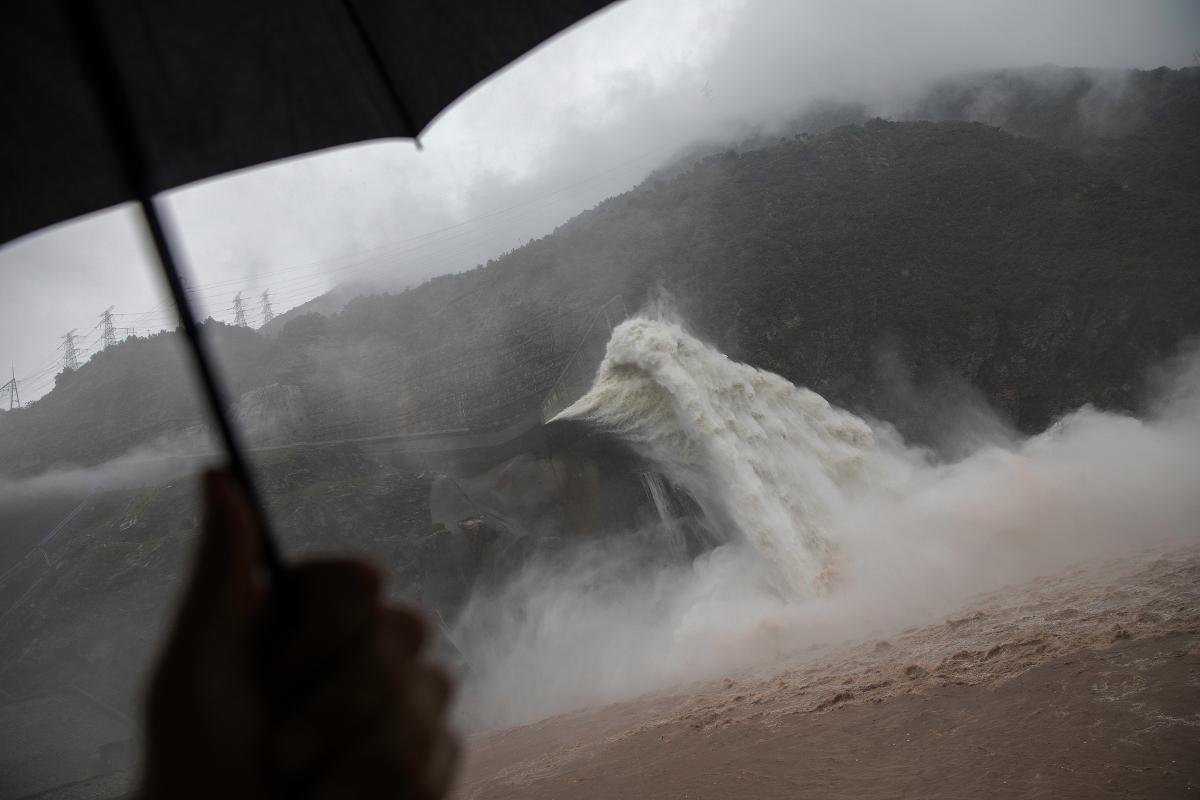 Dam nation: Big state projects spared in China's hydro crackdown