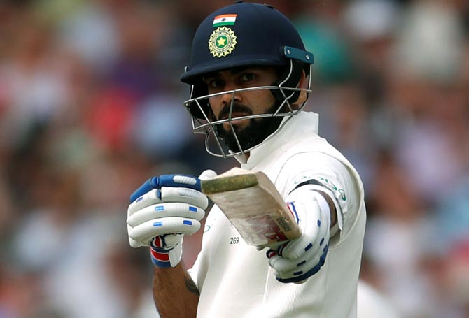 Another captain's innings by Kohli boosts India