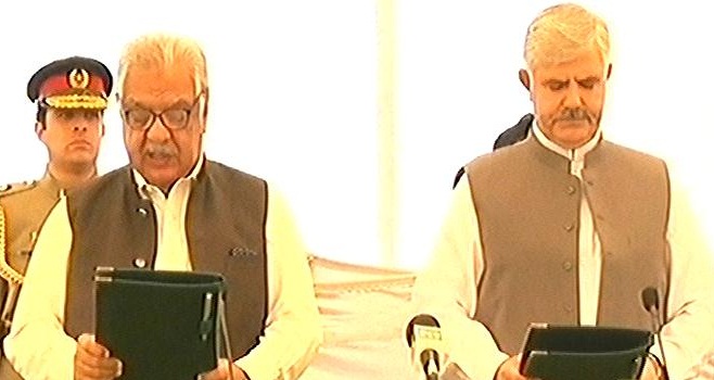 Newly elected KP CM Mehmood Khan takes oath of his office