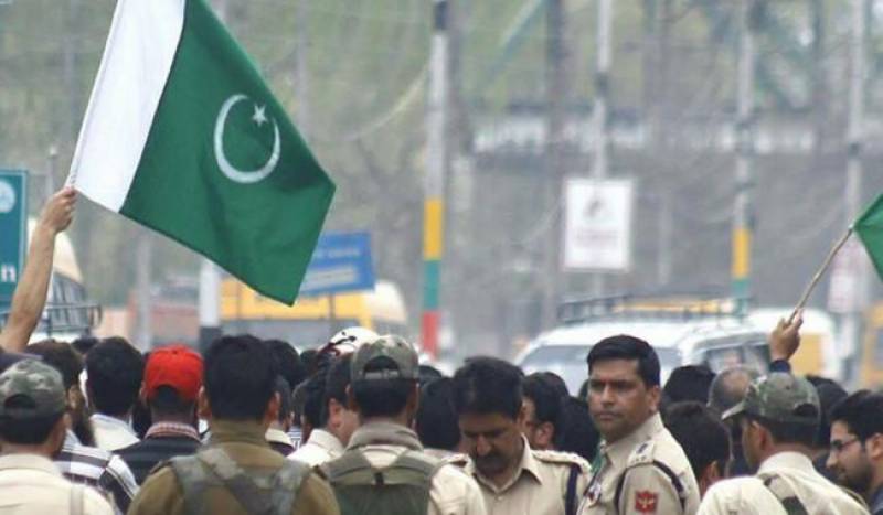 Kashmiris celebrate Pakistan's Independence Day with zeal