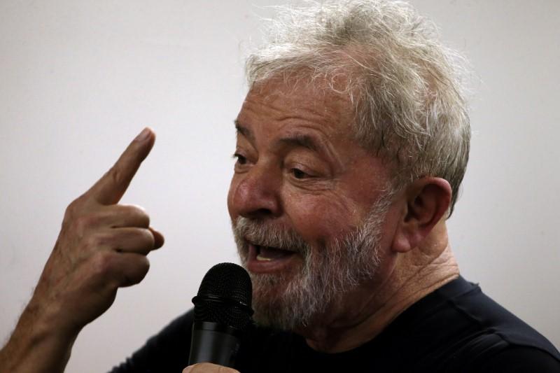 Lula's party strikes pact to keep Socialists neutral in Brazil vote