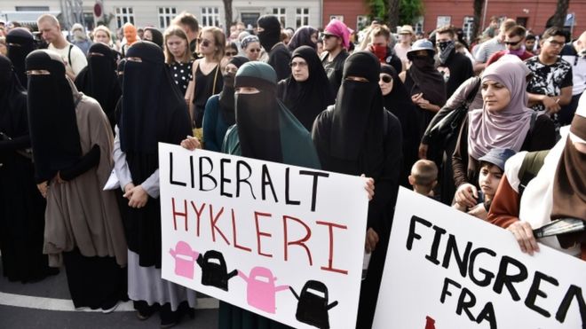 First woman charged for wearing veil in Denmark