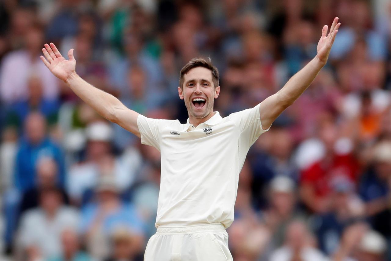 Woakes takes three wickets as England take early grip