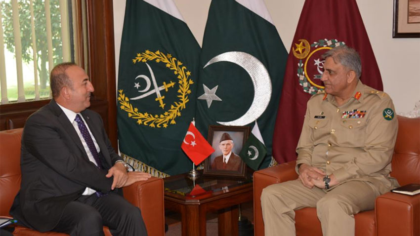 COAS, Turkish Foreign Minister discuss regional security