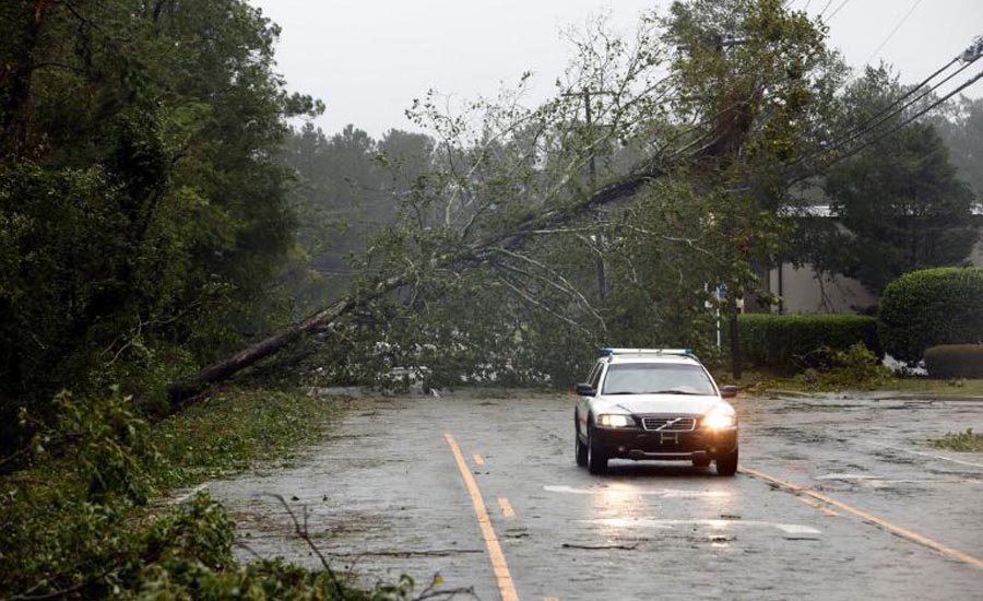 Much of Carolinas awash after Hurricane Florence moves in