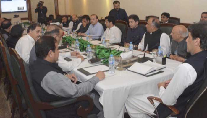 PM briefed 100-day plan, local bodies during Lahore visit