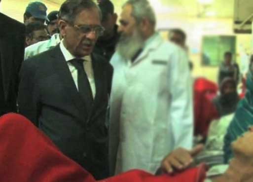 CJ visits National Hospital, seeks report from PHC about plight of patients