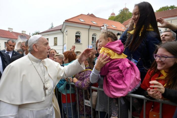 Use lesson of oppression to promote tolerance, Pope urges Lithuania