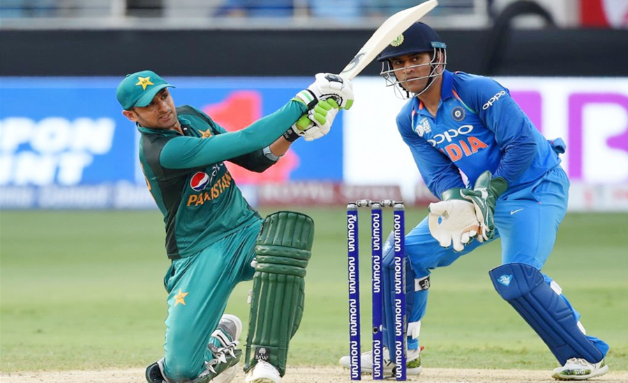 Asia Cup 2018: Pakistan challenge India setting 238-run target
