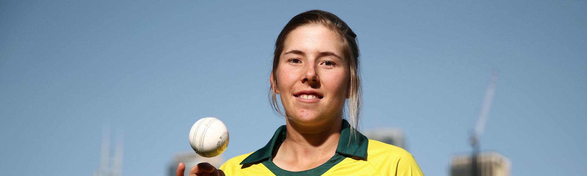 Georgia Wareham gets ready for Pakistan ODIs with five-for
