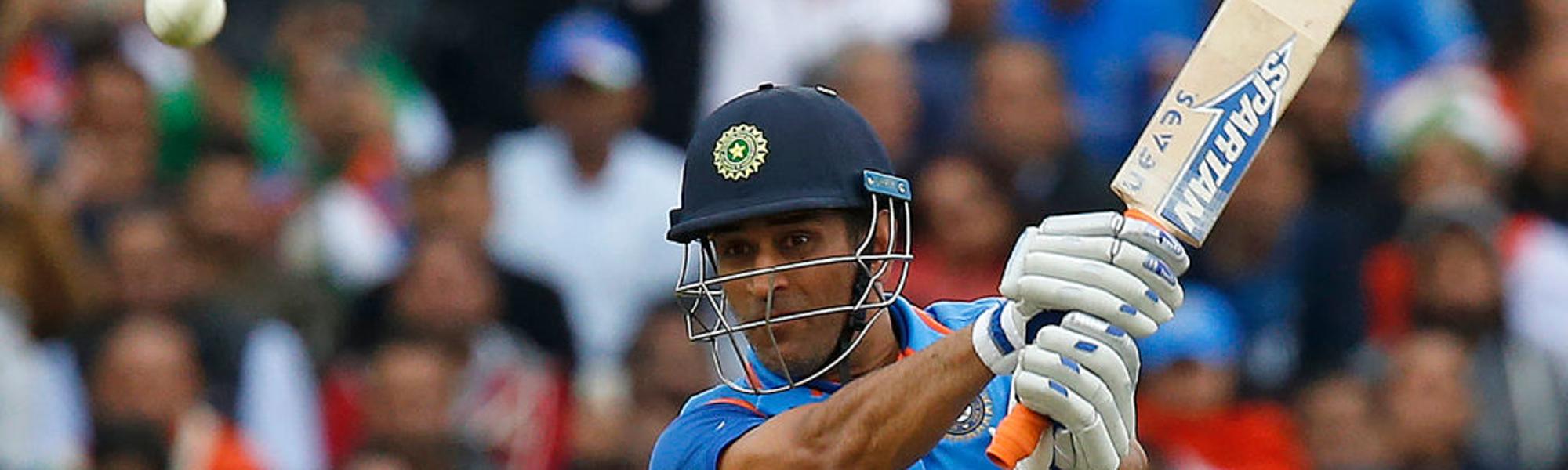 Dhoni is no longer a world-beater, fans must reduce expectations: Manjrekar