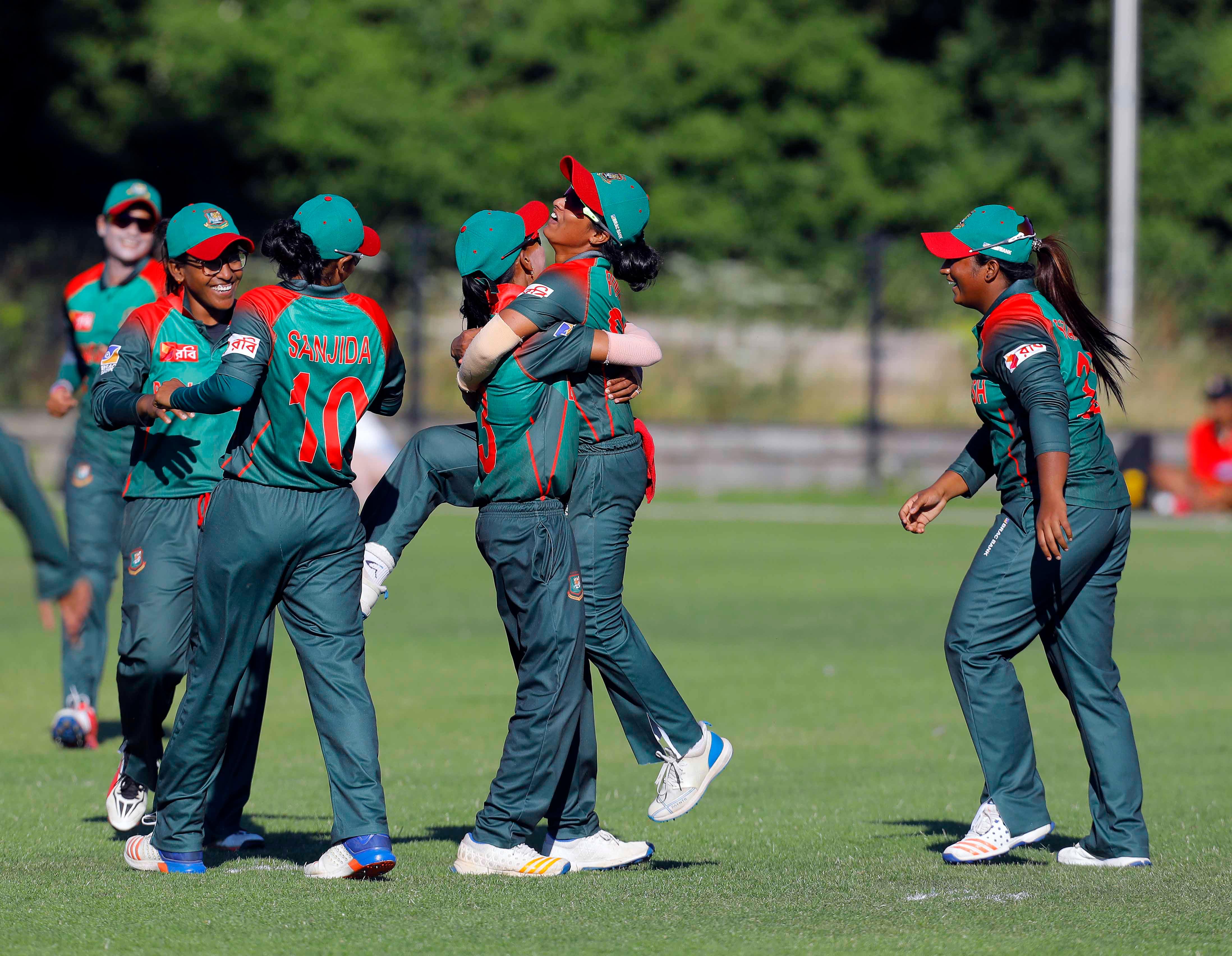 Bangladesh hope to adapt quickly to unfamiliar conditions