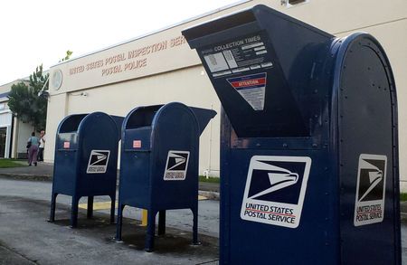 US mail bomber case prompts call for better postal screening