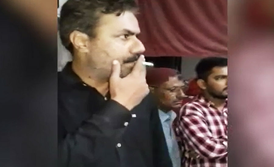 Video emerges of PTI's Ali Hingoro exchanging harsh words with police