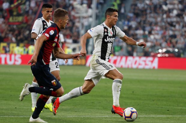 Ronaldo reaches 400-goal landmark as Juventus' perfect start ends