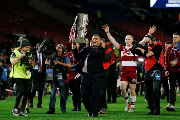 Wigan give departing coach Wane the perfect send-off
