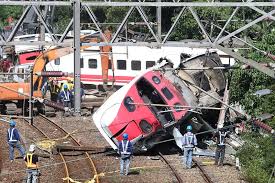 Speed control on Taiwan train 'malfunctioned' before deadly accident