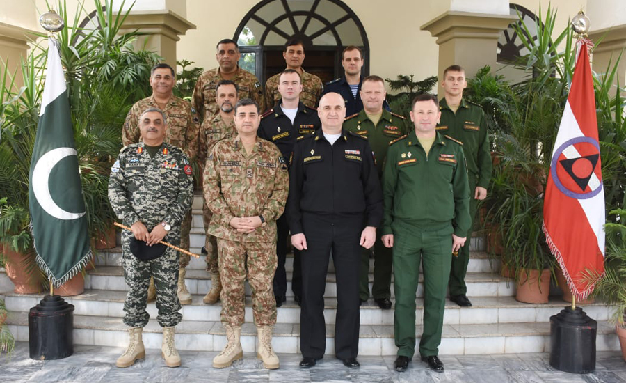 Russian armed forces delegation visits Peshawar Corps Headquarters