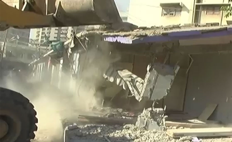 Over 300 illegal shops demolished from Karachi’s Jama Cloth, Liaquatabad