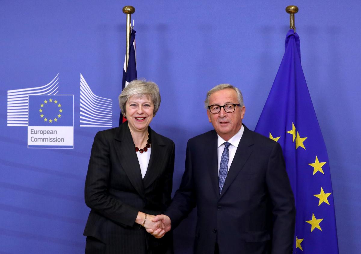 May says to return to Brussels on Saturday in bid to seal Brexit deal