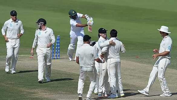 Pakistan choose to bat in the second Test against New Zealand