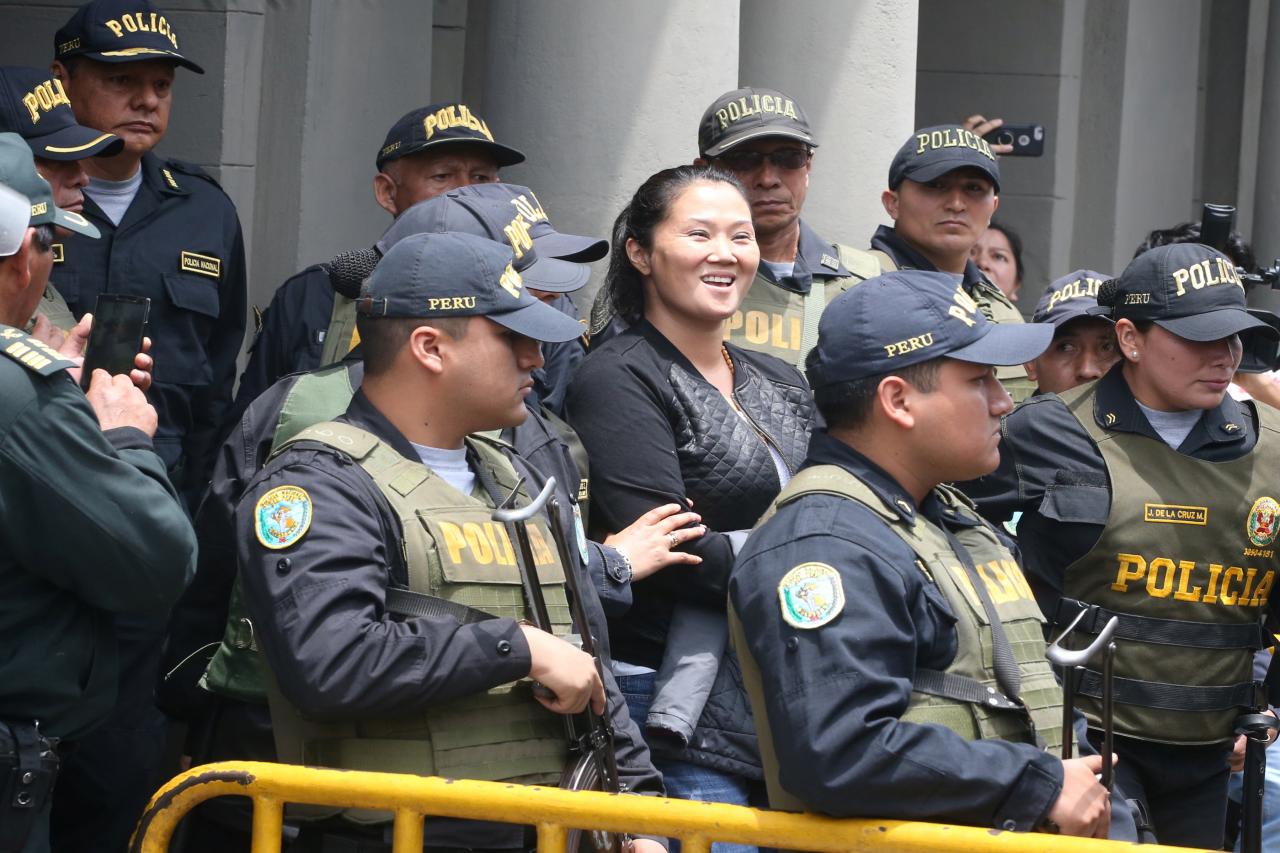 Scandals, jail sink Peru's Fujimori dynasty again