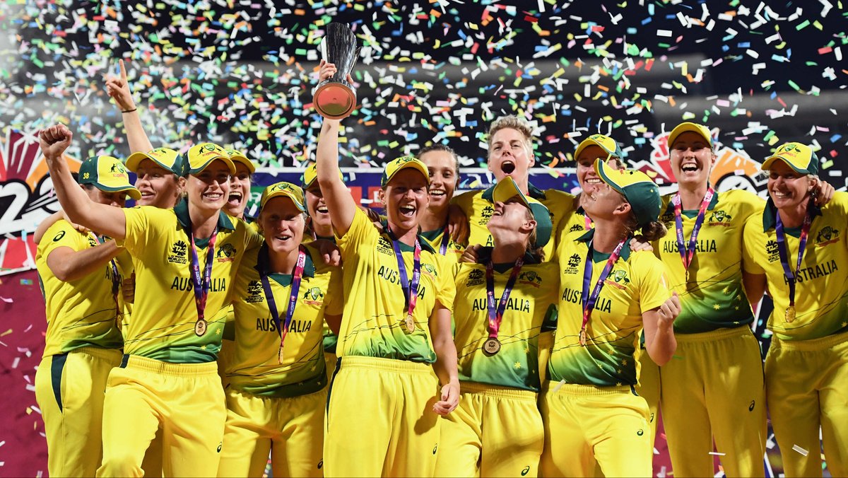 Australia survive nerves to lift fourth WT20 title