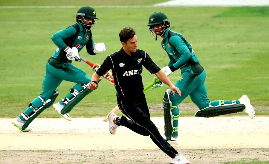 Pakistan sets target of 280 runs for New Zealand in final ODI