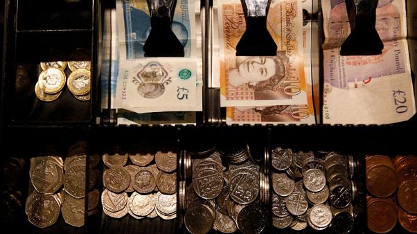 Pound to bounce 5.5 percent if Brexit deal struck