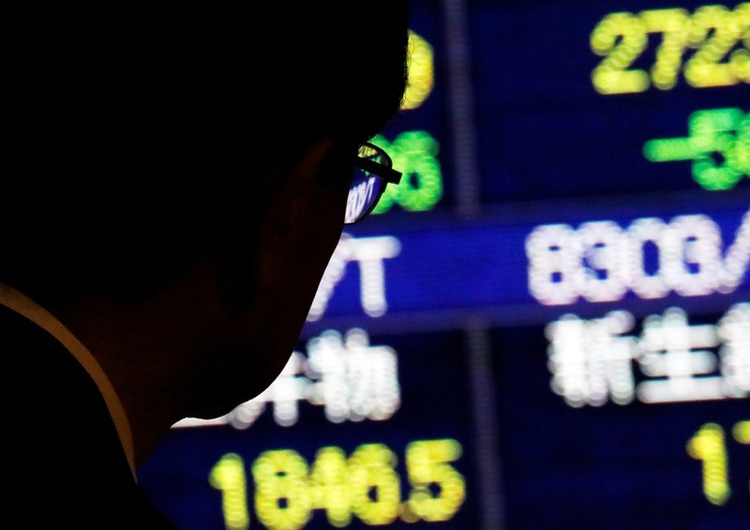 Asia stocks lifted by China-US trade hopes; oil resumes retreat