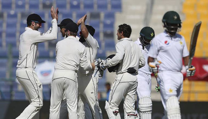 New Zealand win Test series against Pakistan 2-1