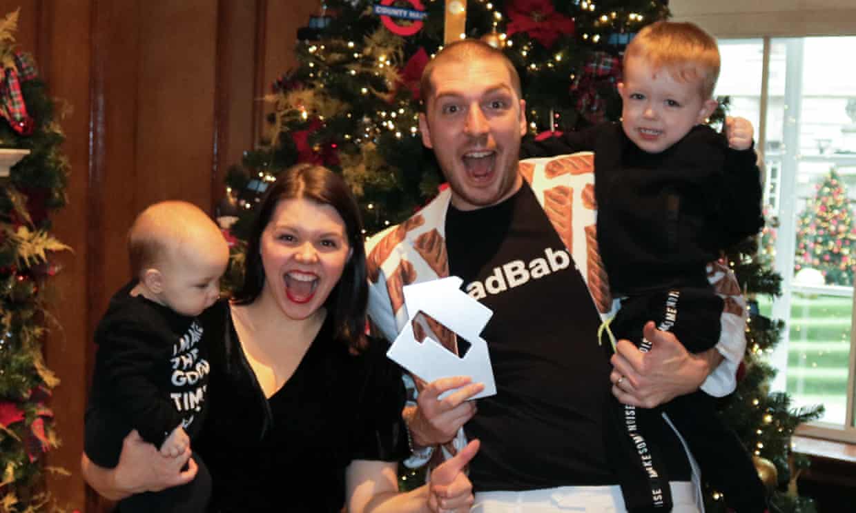 Rock and sausage roll - blogger dad's novelty song is UK Christmas no.1