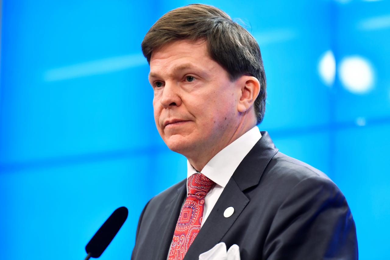 Swedish parliament to vote again in bid to break deadlock