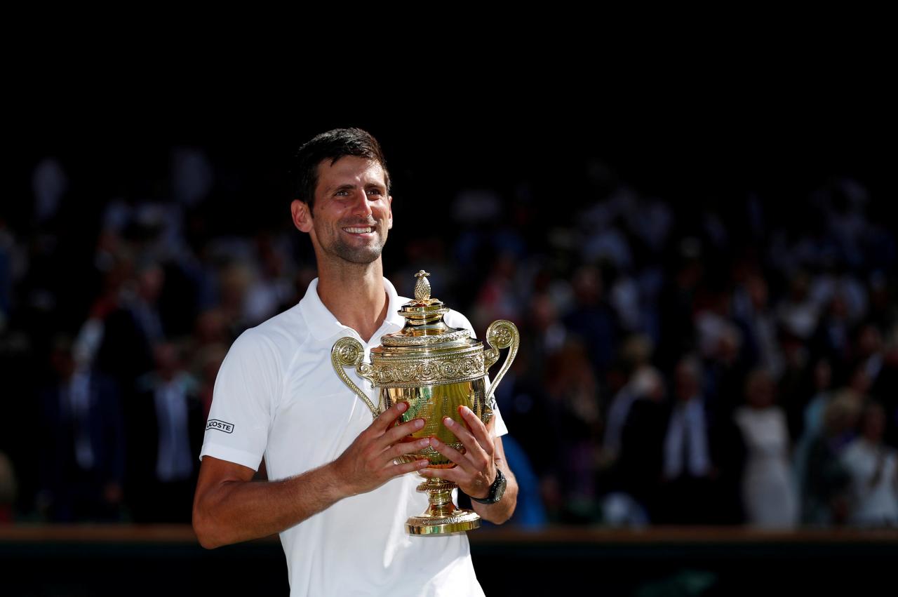 Yearender: Djokovic back on top as old guard refuse to let go