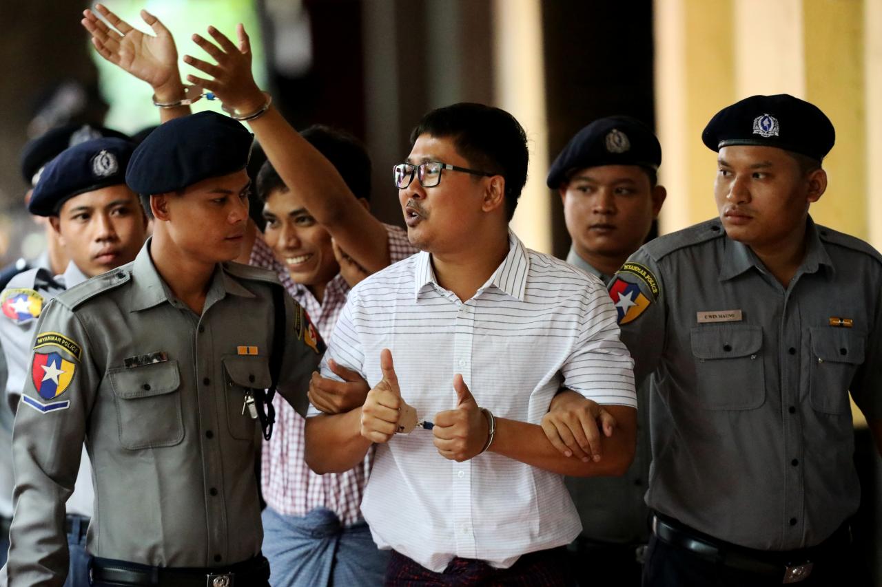 US House calls on Myanmar to release Reuters journalists