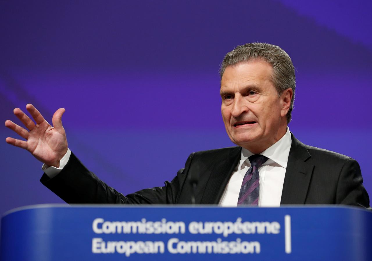 EU's Oettinger sees chance British parliament votes for Brexit deal in January