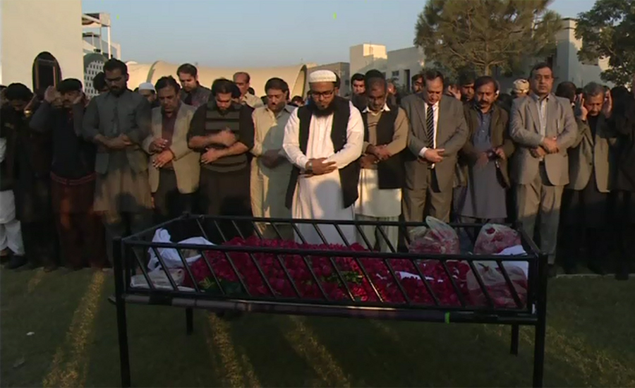 Prof Mian Javed who died in NAB custody buried in Lahore