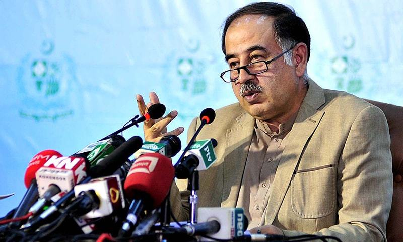 PM accepts resignation of PM’s special aide on media Iftikhar Durrani